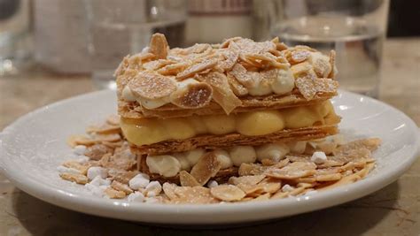What is the most popular dessert in Argentina?